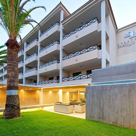 Parque La Paz Playa de las Americas (Tenerife)