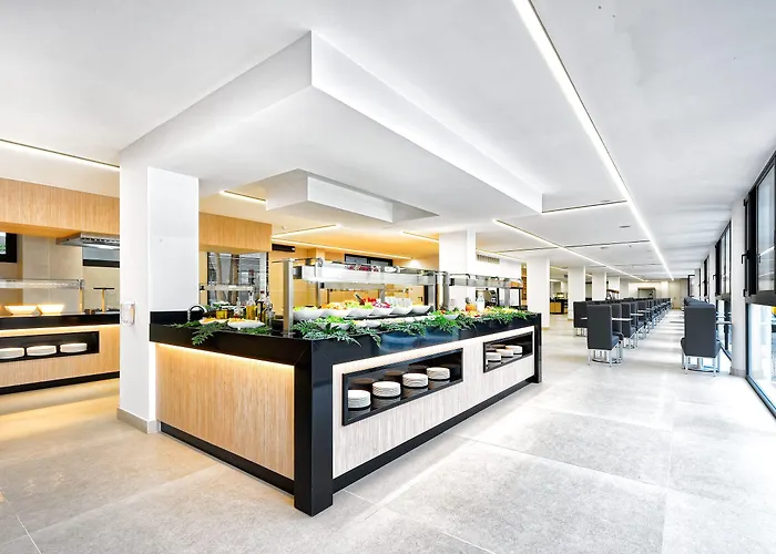 Hotel apartamentowy Parque La Paz Playa de las Americas (Tenerife)