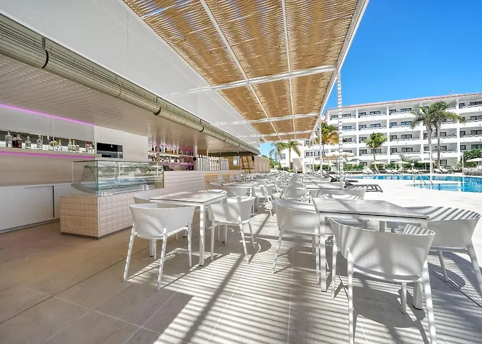 Apartahotel Parque La Paz 4*