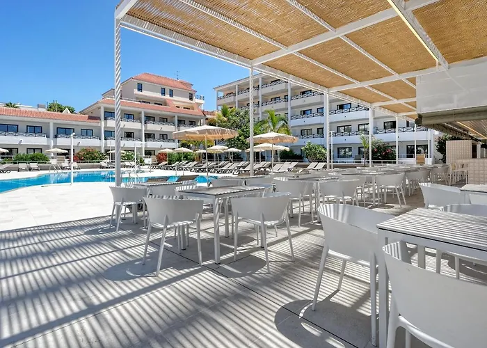 Apartahotel Parque La Paz 4*