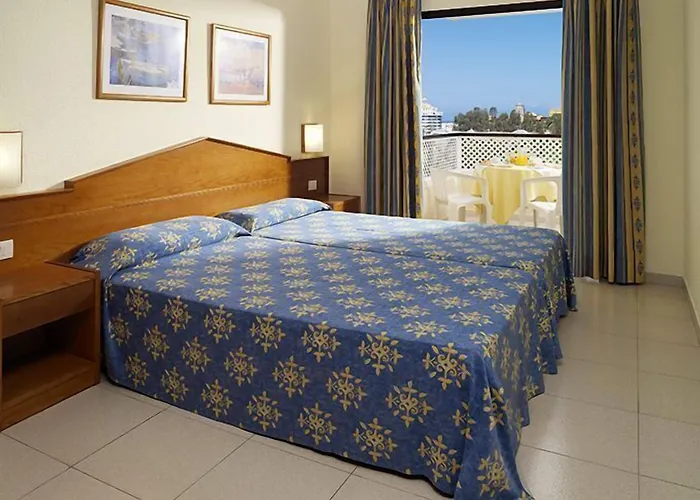 Apartahotel Parque La Paz 4*