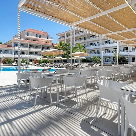 Apart Otel Parque La Paz 4*