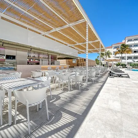 Apart Otel Parque La Paz 4*