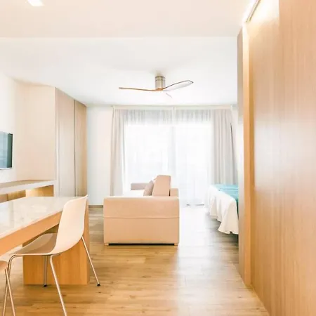 Parque La Paz Playa de las Americas (Tenerife)